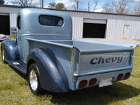Image 4 of 15 of a 1946 CHEVROLET TRUCK