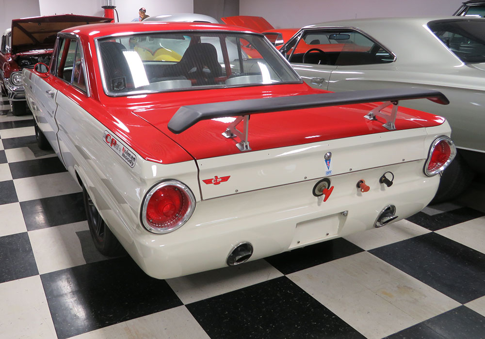 3rd Image of a 1964 FORD FALCON