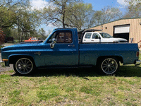 Image 5 of 14 of a 1983 CHEVROLET C10