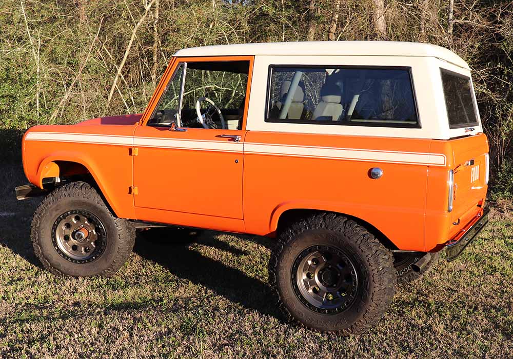 4th Image of a 1973 FORD BRONCO