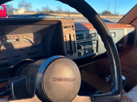 Image 5 of 9 of a 1988 CHEVROLET S10 BLAZER