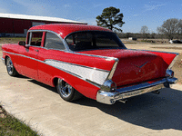 Image 2 of 42 of a 1957 CHEVROLET BELAIR