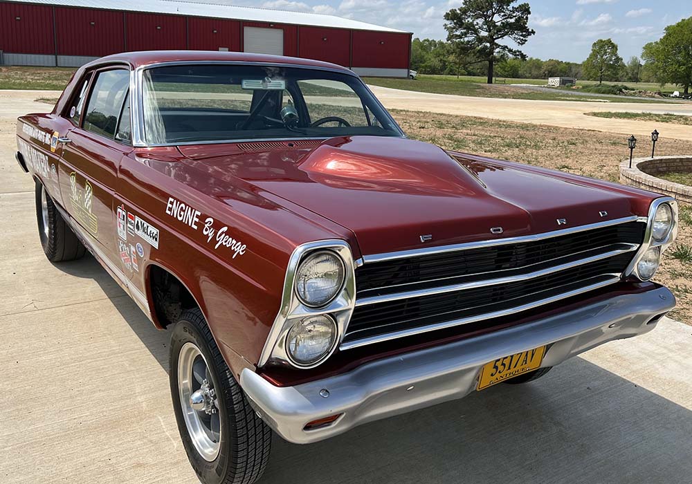 2nd Image of a 1966 FORD FAIRLANE