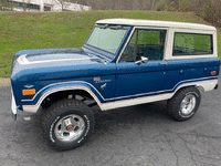 Image 3 of 17 of a 1975 FORD BRONCO