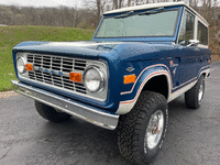 Image 4 of 17 of a 1975 FORD BRONCO