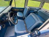 Image 11 of 17 of a 1975 FORD BRONCO