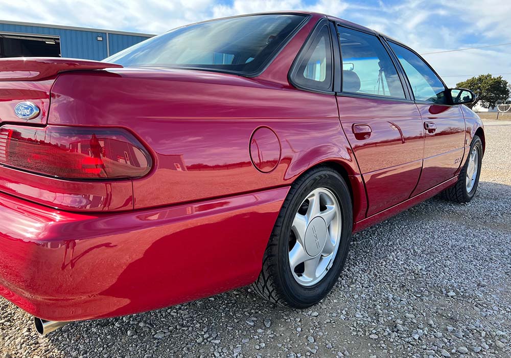 3rd Image of a 1995 FORD TAURUS SHO