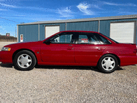 Image 4 of 8 of a 1995 FORD TAURUS SHO
