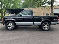 Image 5 of 13 of a 1990 CHEVROLET K1500