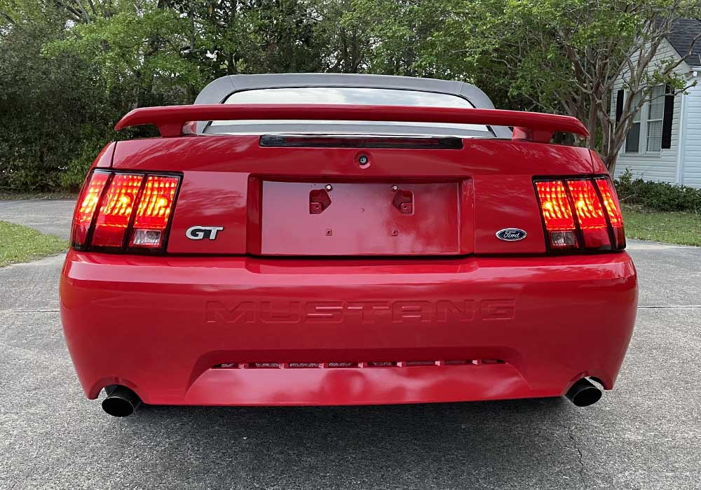 10th Image of a 2004 FORD MUSTANG GT DELUXE