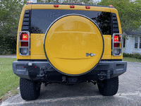 Image 6 of 7 of a 2005 HUMMER H2 3/4 TON