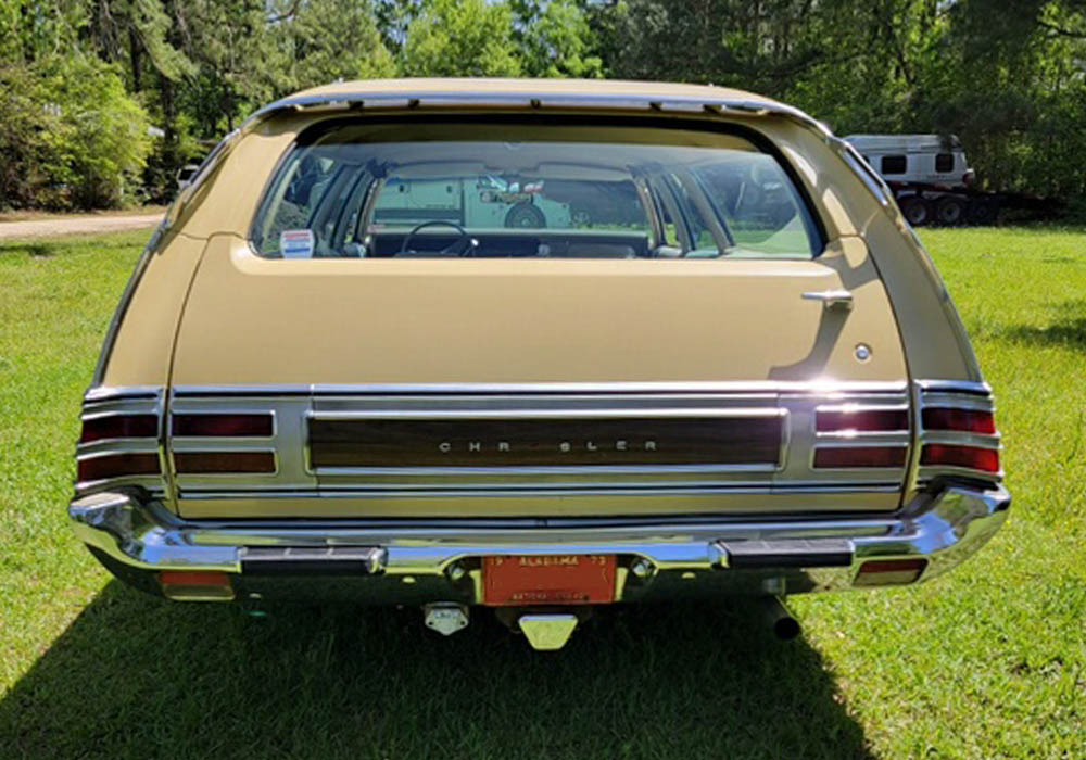 3rd Image of a 1973 CHRYSLER TOWN AND COUNTRY