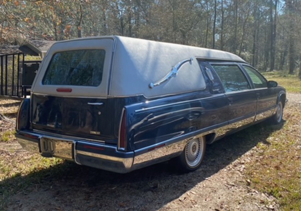 2nd Image of a 1996 CADILLAC COMMERCIAL CHASSIS HEARSE