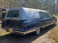 Image 2 of 16 of a 1996 CADILLAC COMMERCIAL CHASSIS HEARSE