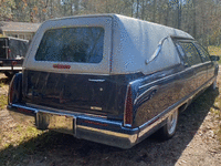 Image 3 of 16 of a 1996 CADILLAC COMMERCIAL CHASSIS HEARSE