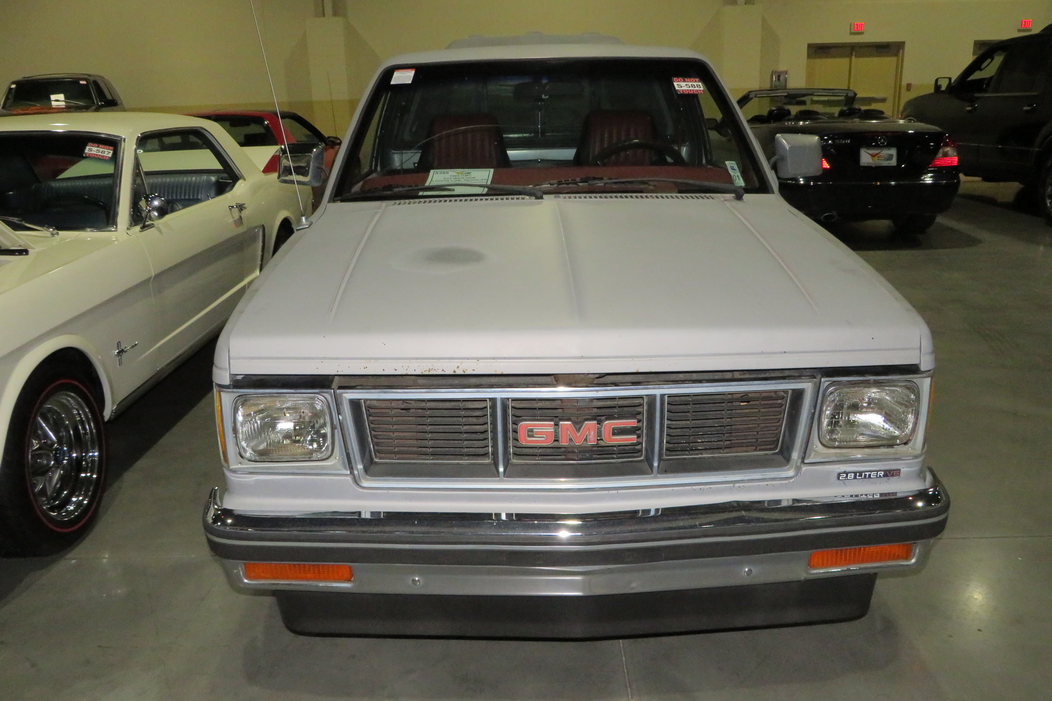 1st Image of a 1985 GMC S15 WIDESIDE