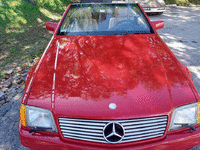 Image 5 of 14 of a 1991 MERCEDES-BENZ 500 500SL
