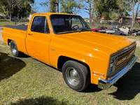 Image 3 of 16 of a 1986 CHEVROLET C10