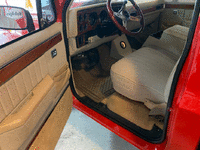 Image 4 of 7 of a 1982 CHEVROLET C10