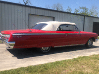 Image 4 of 21 of a 1962 CHEVROLET IMPALA
