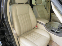 Image 9 of 14 of a 2004 LINCOLN AVIATOR
