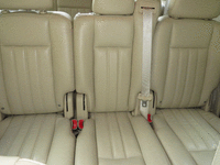 Image 10 of 14 of a 2004 LINCOLN AVIATOR
