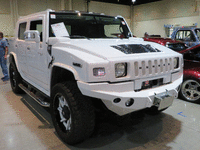 Image 2 of 15 of a 2006 HUMMER H2 SUT 3/4 TON