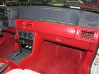 Image 9 of 16 of a 1989 FORD MUSTANG