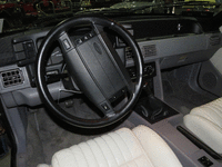 Image 5 of 14 of a 1993 FORD MUSTANG LX