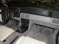 Image 7 of 14 of a 1993 FORD MUSTANG LX