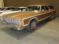 Image 2 of 12 of a 1973 FORD COUNTRY SQUIRE