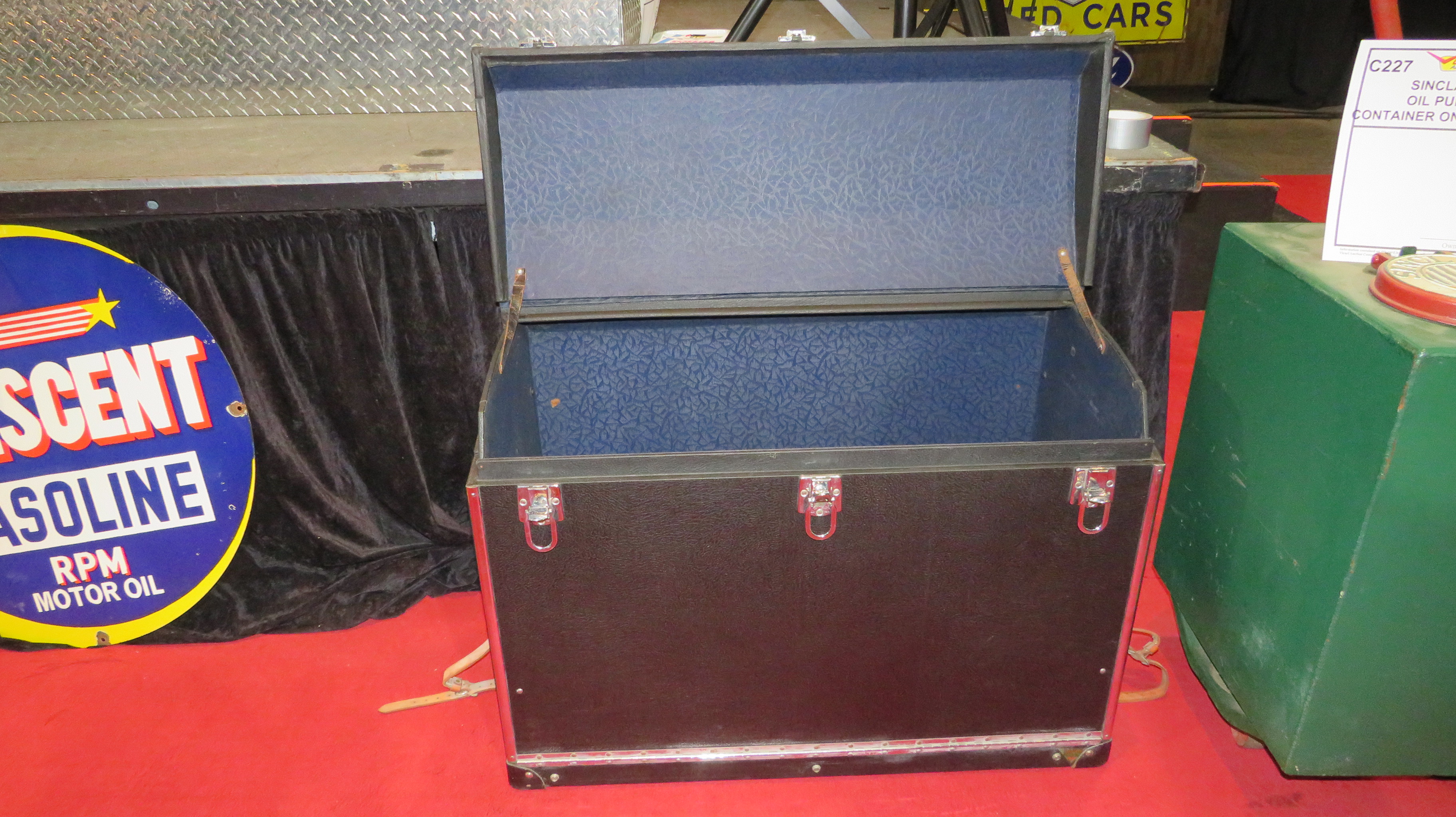 3rd Image of a N/A AUXILIARY VEHICLE TRUNK