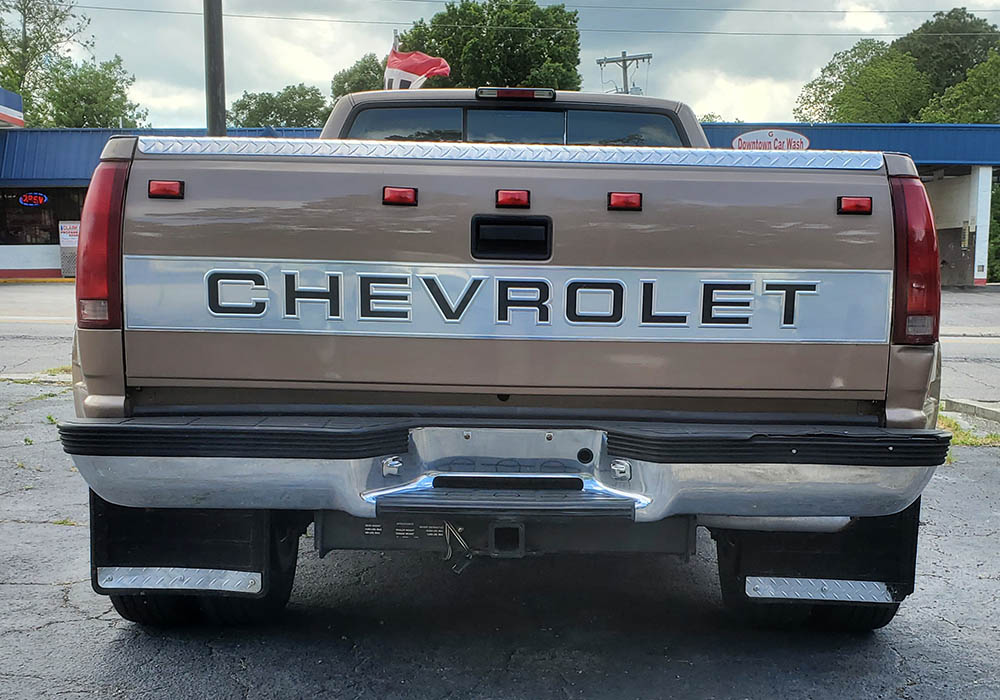 7th Image of a 1995 CHEVROLET C3500