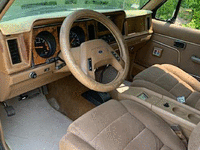 Image 8 of 13 of a 1988 FORD BRONCO II