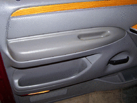 Image 22 of 47 of a 1995 FORD F150 XLT