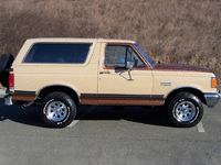 Image 3 of 43 of a 1989 FORD BRONCO XLT