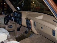 Image 26 of 43 of a 1989 FORD BRONCO XLT