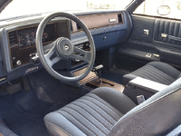 Image 18 of 38 of a 1984 CHEVROLET MONTE CARLO