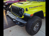 Image 9 of 19 of a 2022 JEEP RUBICON