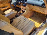 Image 10 of 14 of a 1988 MERCEDES-BENZ 560 SL