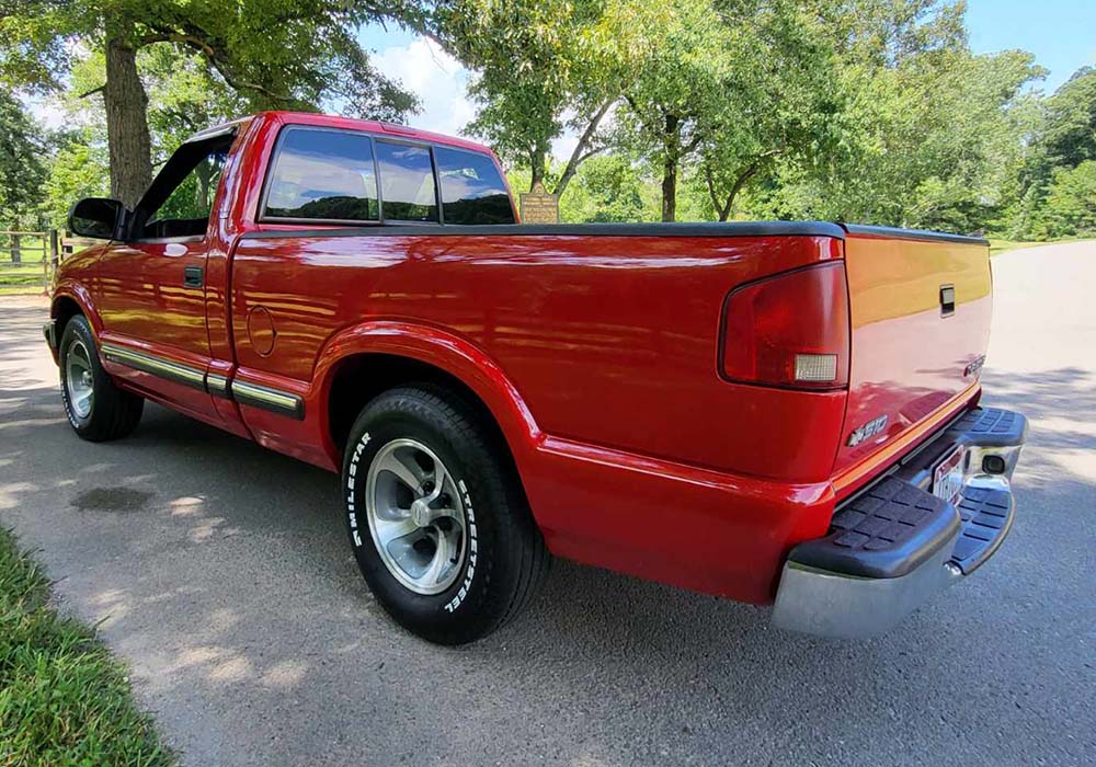 7th Image of a 2003 CHEVROLET S10