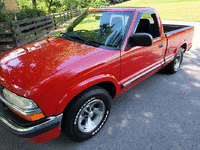 Image 5 of 17 of a 2003 CHEVROLET S10