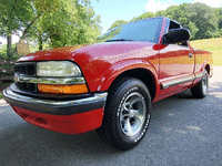 Image 6 of 17 of a 2003 CHEVROLET S10