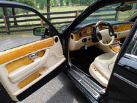 Image 9 of 20 of a 2000 BENTLEY ARNAGE RED LABEL