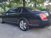 Image 4 of 15 of a 2006 BENTLEY CONTINENTAL FLYING SPUR