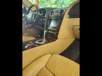 Image 12 of 15 of a 2006 BENTLEY CONTINENTAL FLYING SPUR