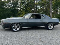 Image 3 of 16 of a 1969 CHEVROLET CAMARO