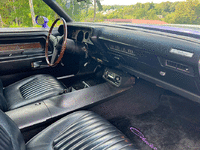 Image 5 of 9 of a 1971 DODGE CHALLENGER