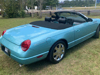Image 5 of 12 of a 2002 FORD THUNDERBIRD