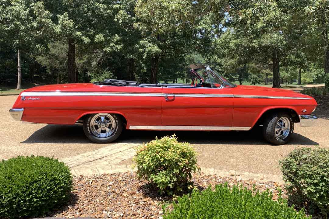 7th Image of a 1962 CHEVROLET IMPALA SS